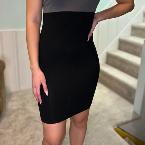 Vintage Garage. Fitted dress - Picture 5 of 5